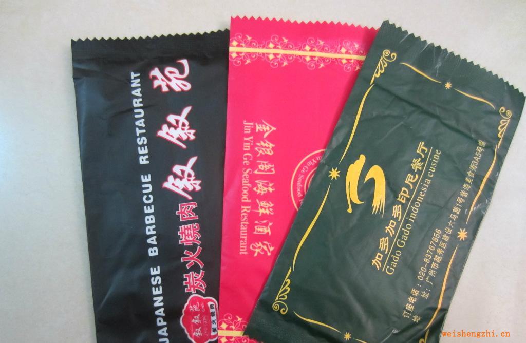 標準規(guī)格濕巾，可定做各規(guī)格，一次性濕巾，餐飲用濕巾