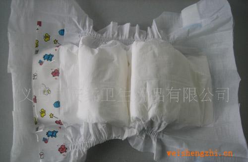 強烈吸收紙尿褲，舒服輕便