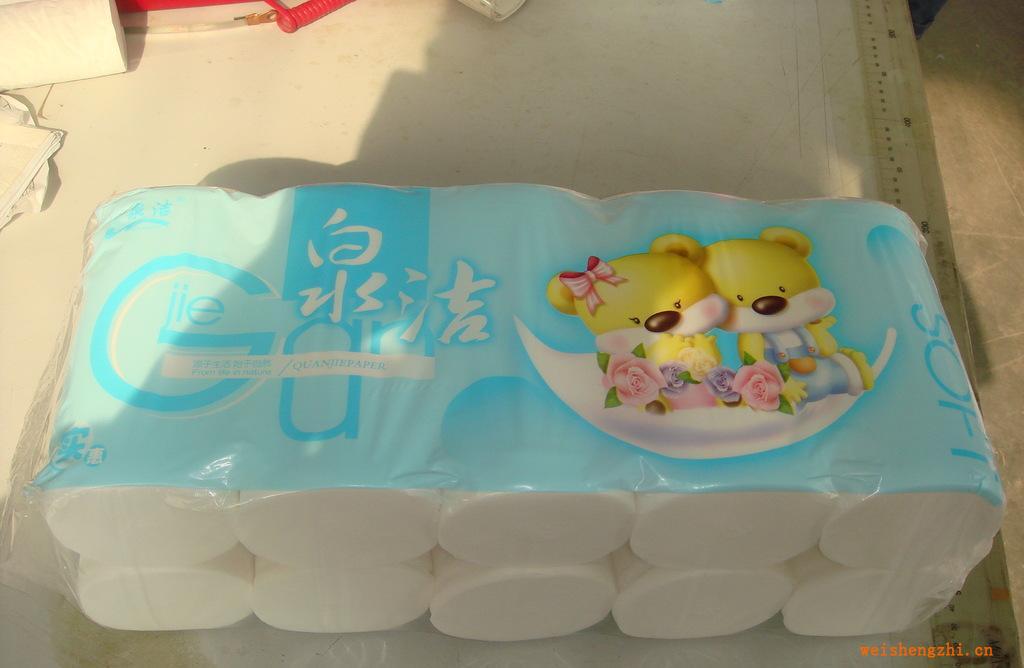 廠家常年生產(chǎn)泉潔衛(wèi)生紙柔韌厚實(shí)木漿家庭用紙