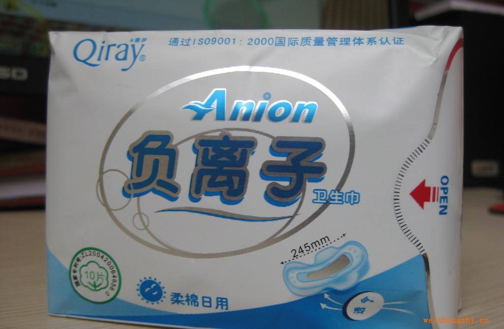 低價供應條形包負離子超強吸收衛(wèi)生巾