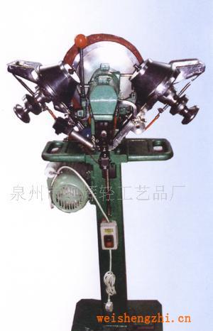 服裝加工設(shè)備、全自動(dòng)鉚合機(jī)、鉚合機(jī)、五爪扣’四合扣