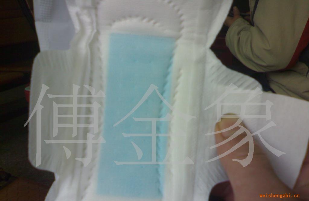 立體護(hù)圍衛(wèi)生巾。。(圖)